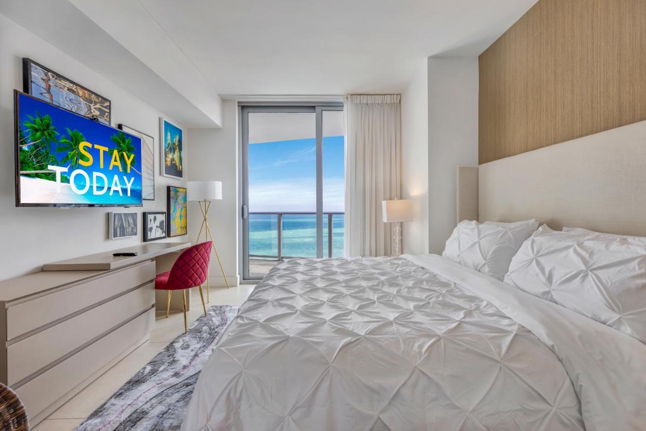 Seashore Resort - 2 Bedroom Right On The Beach Direct Ocean-View With Amenities On The Rooftop Холивуд Екстериор снимка